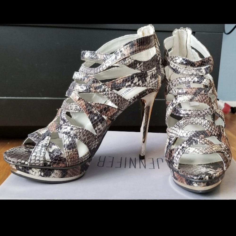 Jennifer Lopez heels